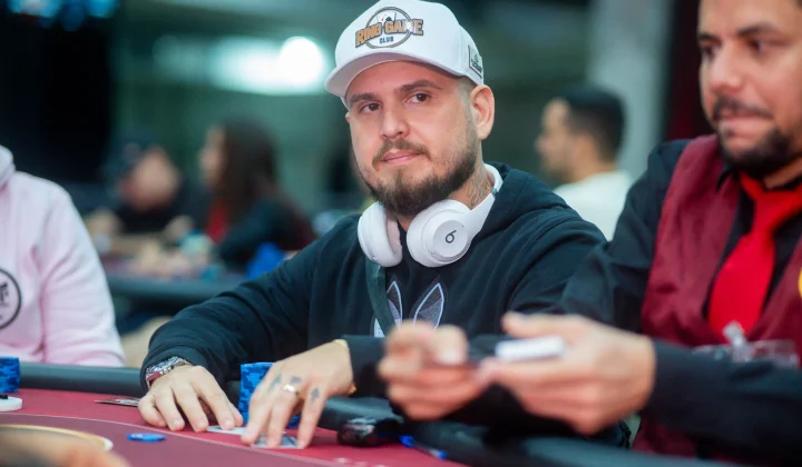 Alexsandro Nogueira Hits Nuts on Flop, Breaks Aces to Win Huge Pot at KSOP Circuit Amazônia