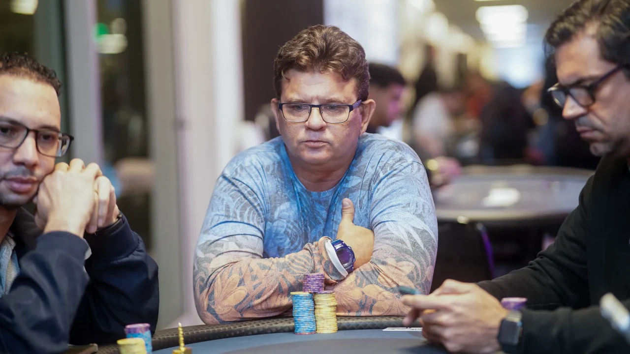 Ralph Townsend Leads Day 1A of NPS Pixbet Recife ‘On Fire’ Tournament