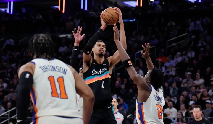 Knicks to Face Spurs in NBA Finals, Setting Up Championship Rematch