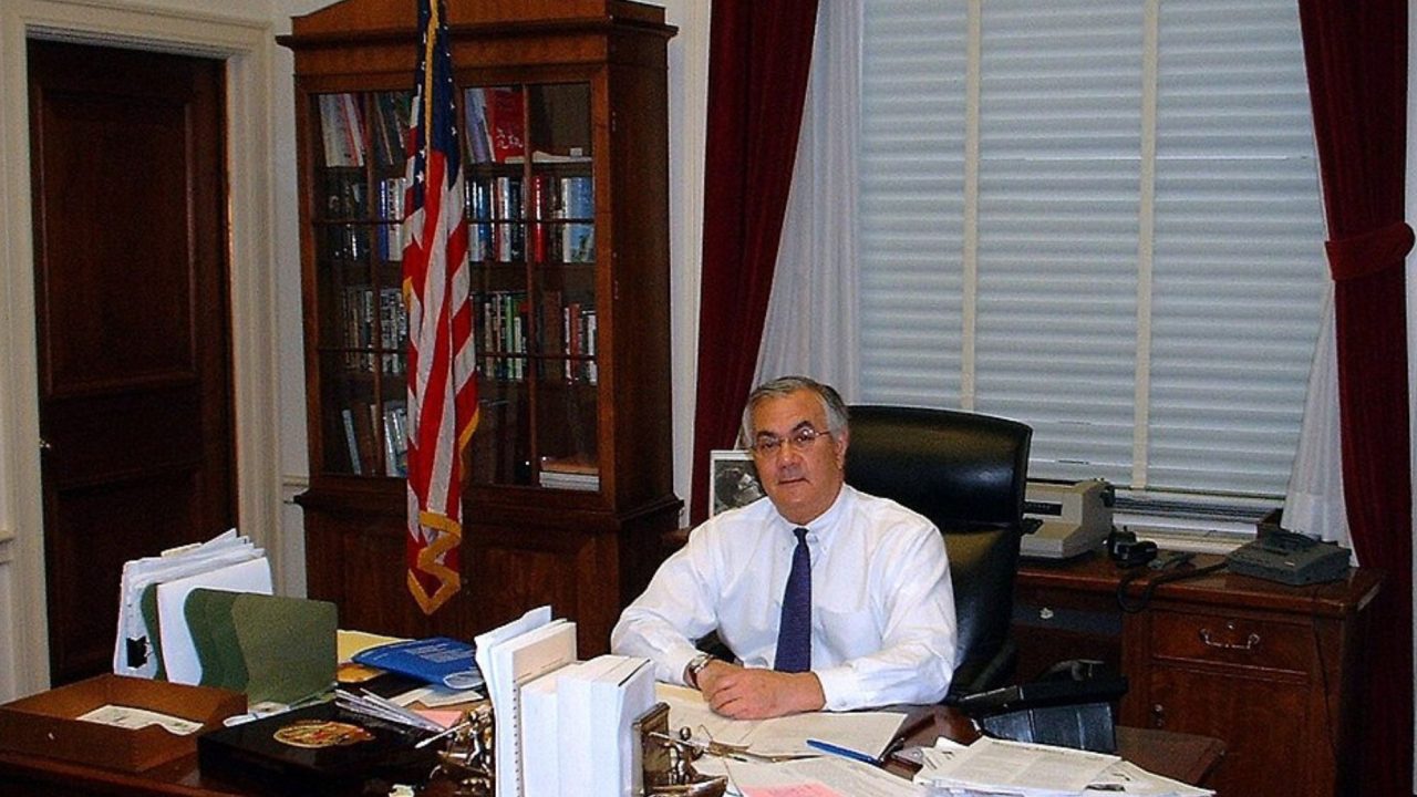 Barney Frank, Champion of Online Poker Legalization, Passes Away at 86