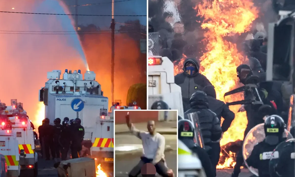 Belfast Unrest Erupts After Stabbing, Police Use Water Cannons