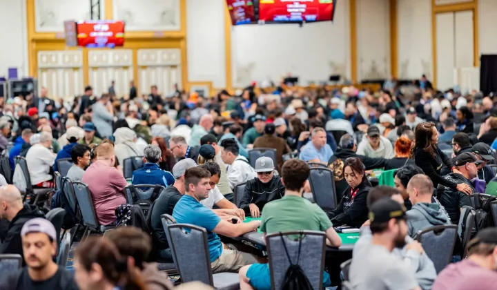 Adrian Mateos Leads 2026 WSOP Money Earners at Midpoint