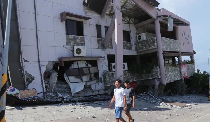 Philippines Earthquake: Rescue Efforts Intensify as Death Toll Reaches 37