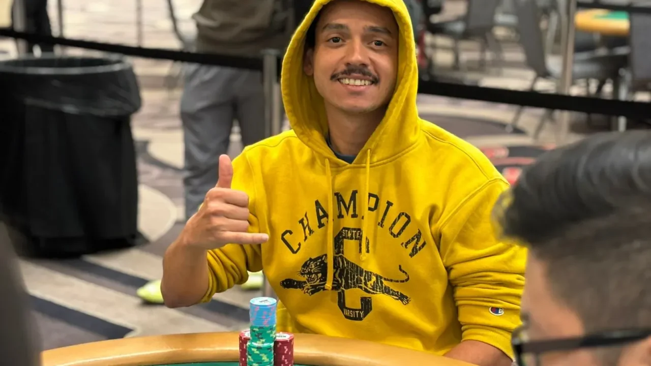 Brazilian contingent advances in WSOP Mini Main Event, Navascues leads