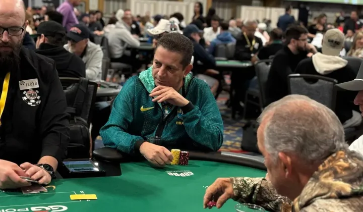 Brazilian Player Ejected from WSOP Tournament for Smoking and Excessive Drinking