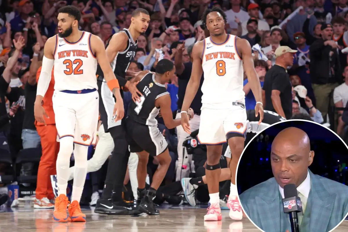 Charles Barkley speaking during a basketball game halftime analysis segment.
