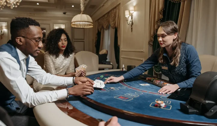 What responsible-play protections readers should look for as Chicago video gambling expands
