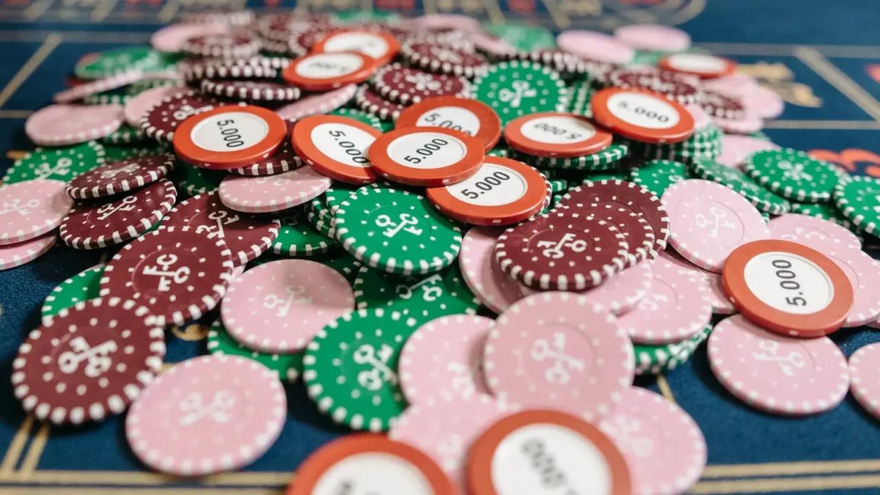 Tournament Pressure and Safer Video Poker Bankroll Habits