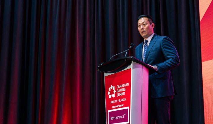 Ontario Gaming Minister Resigns Amid Hotel Expense Controversy
