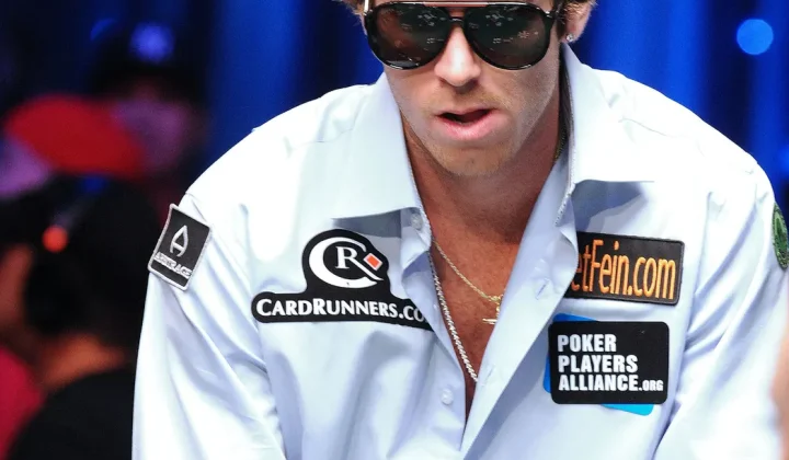 Video Poker Trainer App Review: Essential Tool for Strategic Improvement
