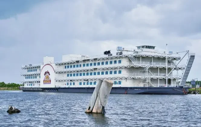Former Casino Boat Finds New Life as Artificial Reef Off Alabama Coast