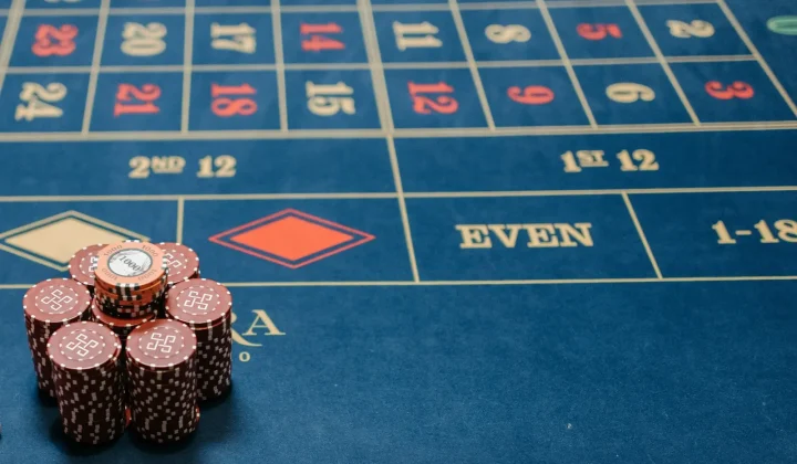 WSOP 2026 and the casino-floor ripple effect: how major series can change side-game visibility