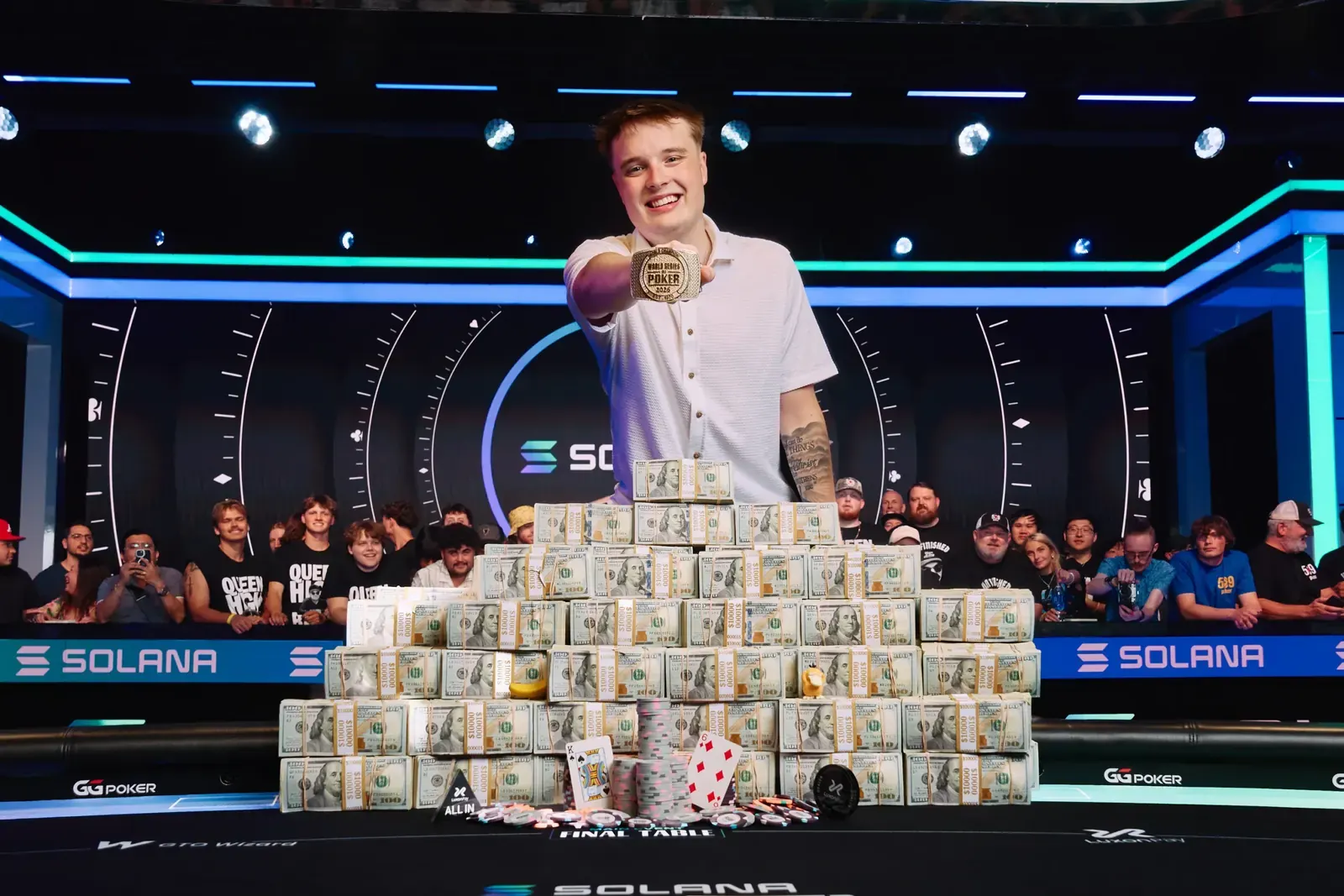 Lucas Jumalon celebrates winning the WSOP 2026 Main Event bracelet